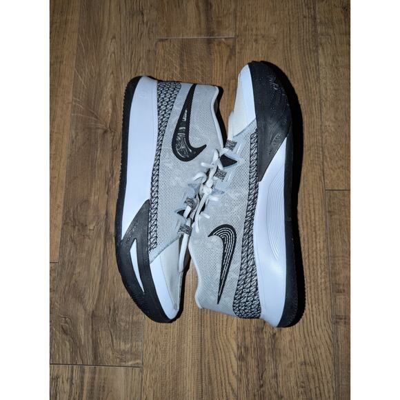 Nike Men\'s Kyrie Flytrap 6 Basketball Sneakers Size 11.5‎ DM1125-101 main image 5